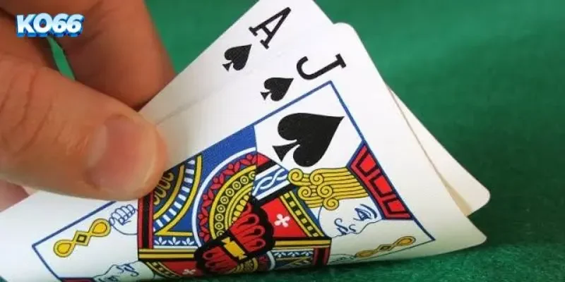 Giao diện bàn cược Blackjack trực tuyến KO66 hiển thị đầy đủ tính năng đặt cược chuyên nghiệp.